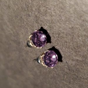 Light violet studs